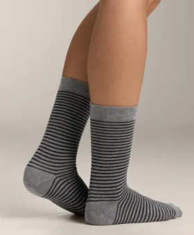2 paia di calze classiche in 55% modal e 10% cashmere
