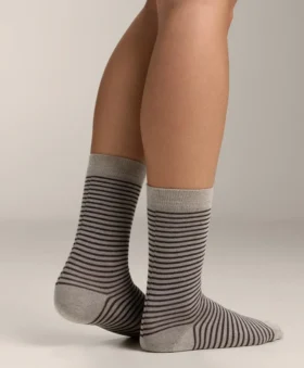 2 paia di calze classiche in 55% modal e 10% cashmere