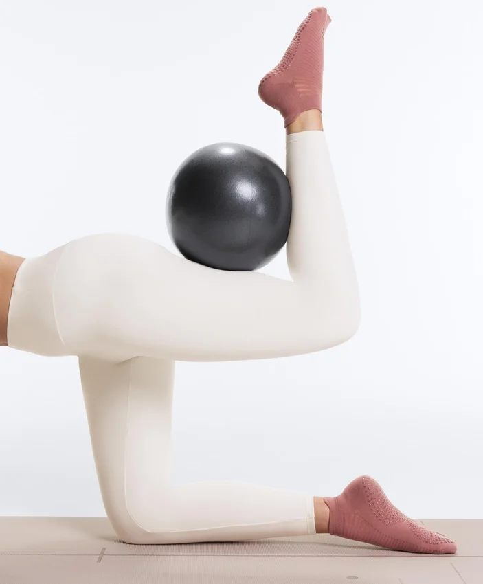 2 paia di calze da sneaker in misto poliammide per yoga e pilates 2 paia di calze da sneaker in misto poliammide per yoga e pilates