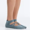 2 paia di calze in misto cotone per yoga e pilates con fasce incrociate 2 paia di calze in misto cotone per yoga e pilates con fasce incrociate