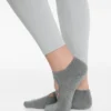 2 paia di calze in misto cotone per yoga e pilates con fasce incrociate 2 paia di calze in misto cotone per yoga e pilates con fasce incrociate