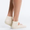 2 paia di calze in misto cotone per yoga e pilates con fasce incrociate 2 paia di calze in misto cotone per yoga e pilates con fasce incrociate