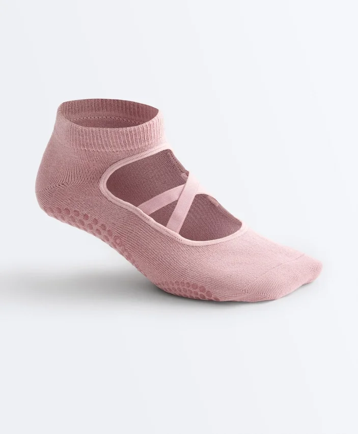 2 paia di calze in misto cotone per yoga e pilates con fasce incrociate 2 paia di calze in misto cotone per yoga e pilates con fasce incrociate