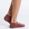 2 paia di calze invisibili imbottite in misto cotone per yoga e pilates con fasce incrociate 2 paia di calze invisibili imbottite in misto cotone per yoga e pilates con fasce incrociate