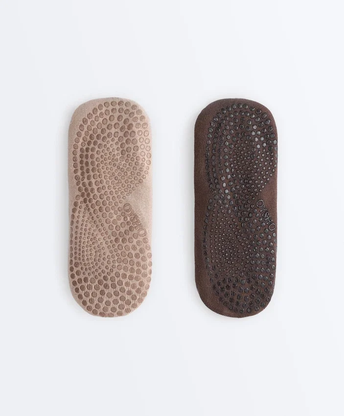 2 paia di calze invisibili in misto cotone per yoga e pilates con fascia incrociata 2 paia di calze invisibili in misto cotone per yoga e pilates con fascia incrociata
