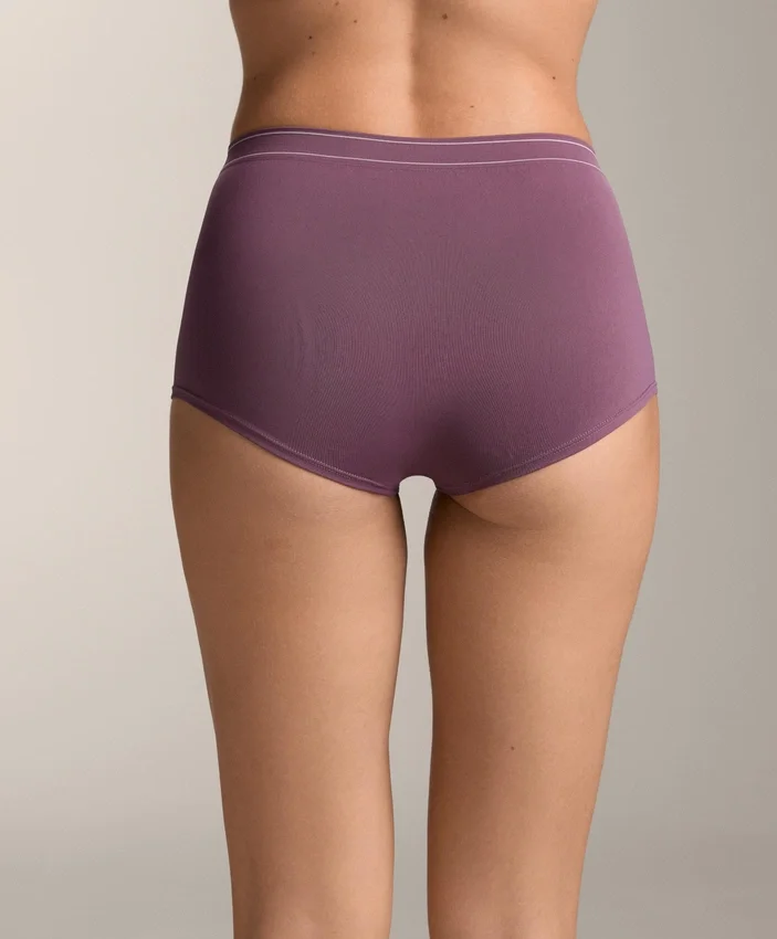 2 slip shortie senza cuciture Soft Touch morbidi al tatto 2 slip shortie senza cuciture Soft Touch morbidi al tatto