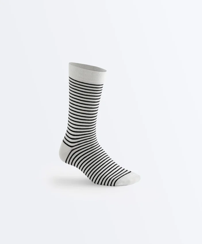 3 paia di calze classiche in misto cotone 3 paia di calze classiche in misto cotone