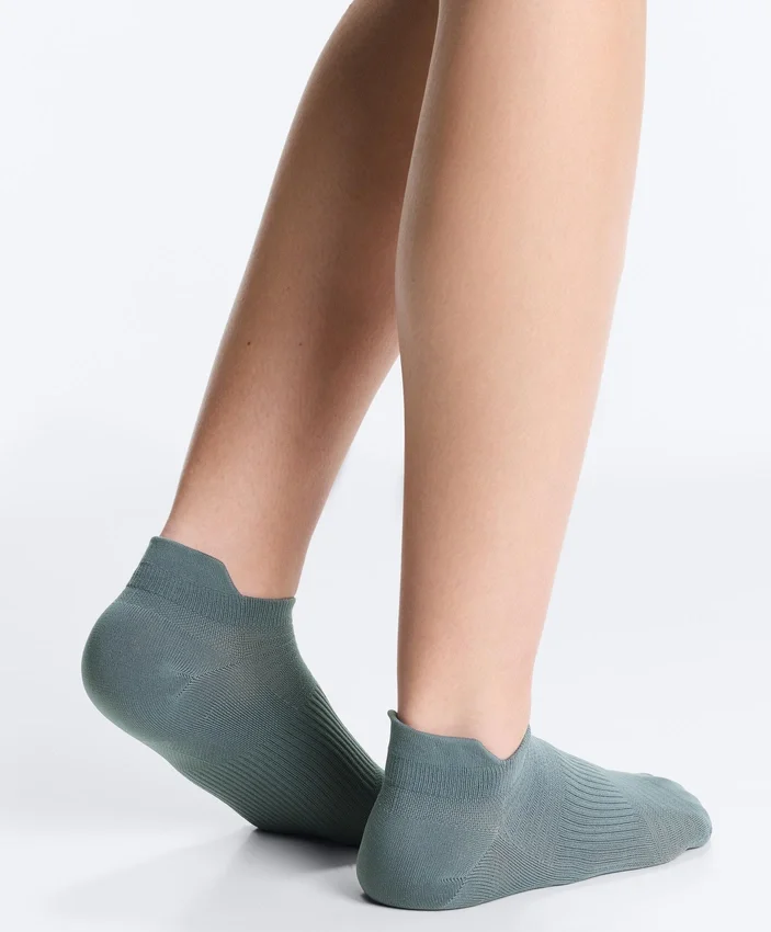 3 paia di calze da sneaker in misto poliammide con linguetta sul tallone 3 paia di calze da sneaker in misto poliammide con linguetta sul tallone