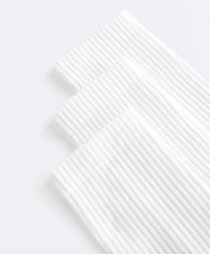 3 paia di calze sportive classiche in misto cotone 3 paia di calze sportive classiche in misto cotone
