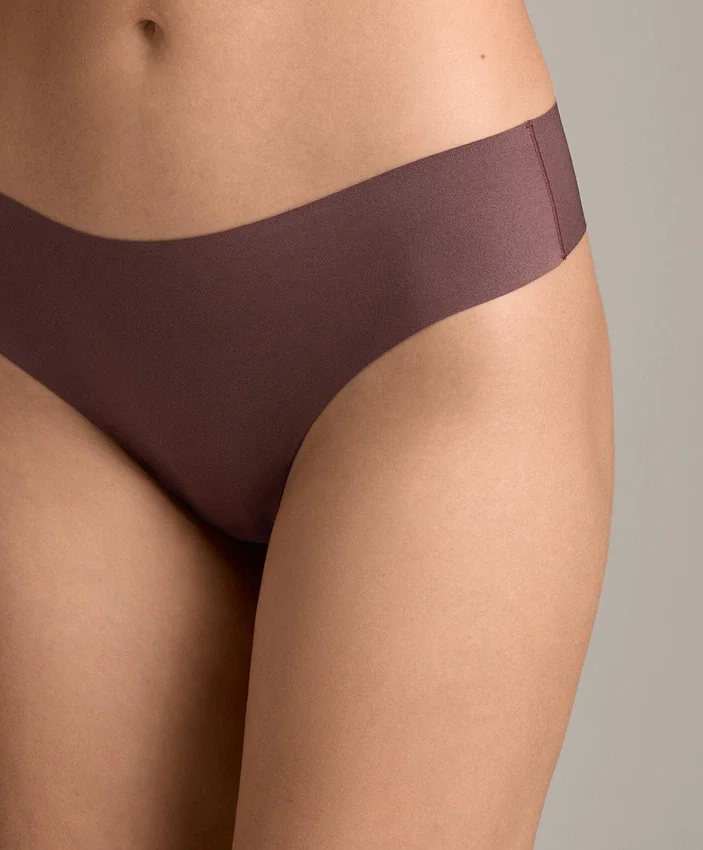 3 slip brasiliani invisibili in misto poliammide tagliati al laser 3 slip brasiliani invisibili in misto poliammide tagliati al laser
