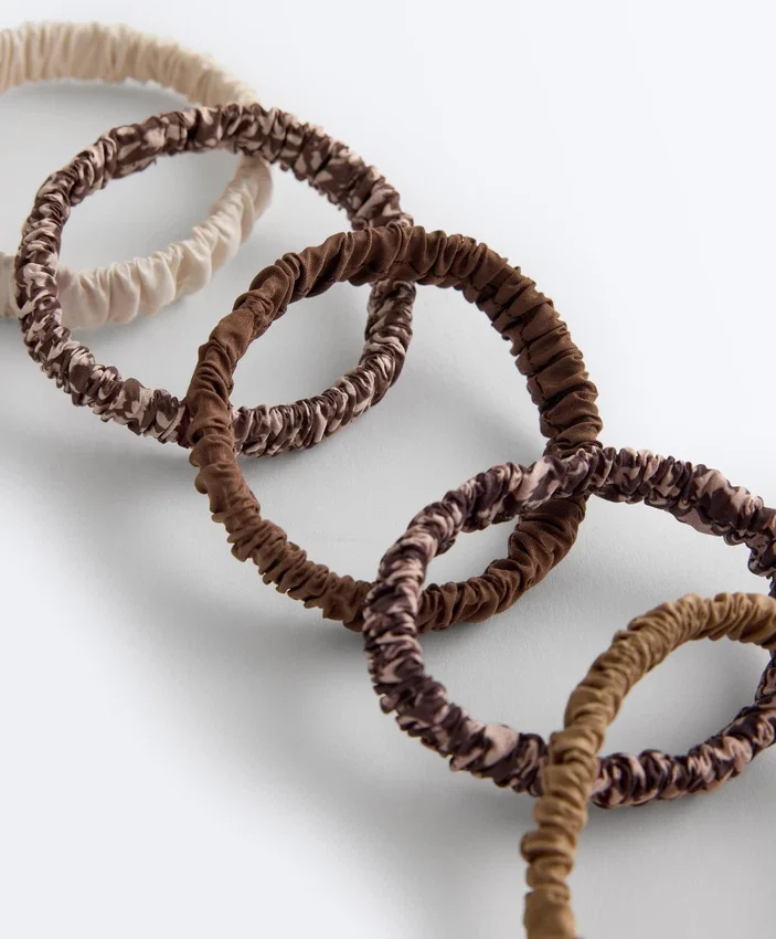 5 Scrunchies 5 Scrunchies