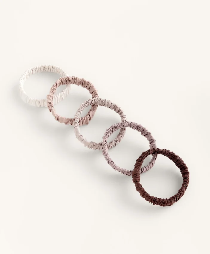 5 Scrunchies per capelli 5 Scrunchies per capelli