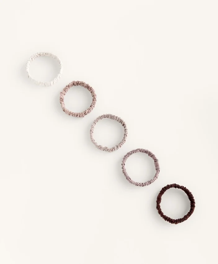 5 Scrunchies per capelli 5 Scrunchies per capelli