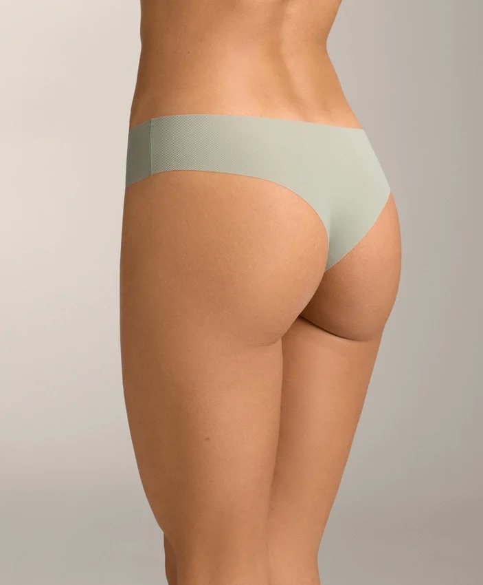 5 slip brasiliani invisibili in misto poliammide a costine leggere tagliati al laser 5 slip brasiliani invisibili in misto poliammide a costine leggere tagliati al laser