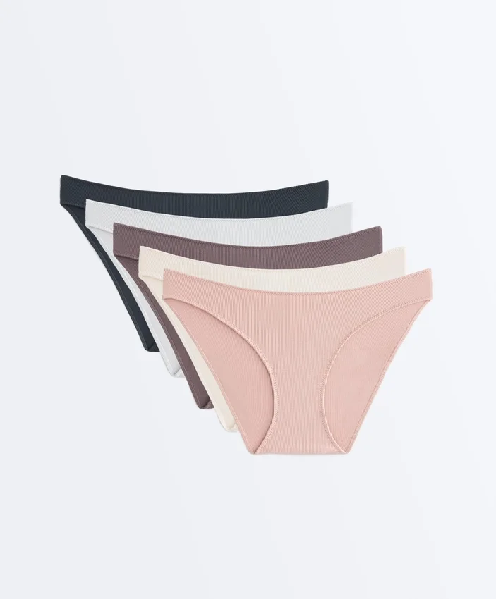 5 slip classici in cotone a costine con taglio a U 5 slip classici in cotone a costine con taglio a U