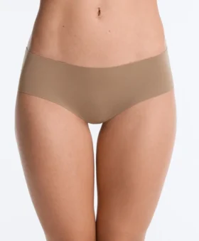 5 slip hipster invisibili in misto poliammide tagliati al laser