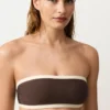 Bikini a fascia con bordi a contrasto Bikini a fascia con bordi a contrasto