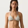 Bikini a triangolo con onde a contrasto all’uncinetto Bikini a triangolo con onde a contrasto all’uncinetto