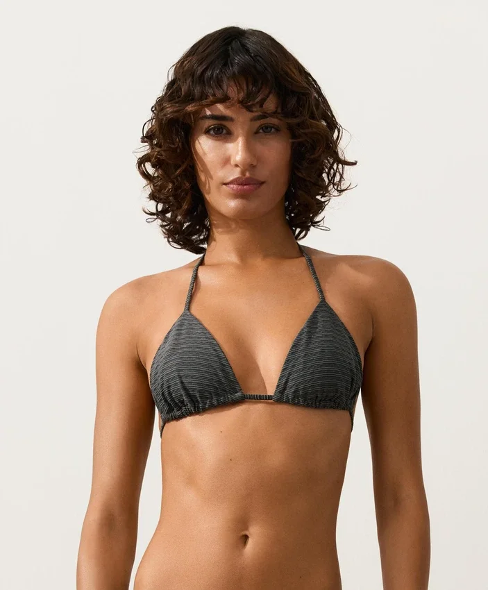 Bikini a triangolo in jacquard effetto lavato Bikini a triangolo in jacquard effetto lavato
