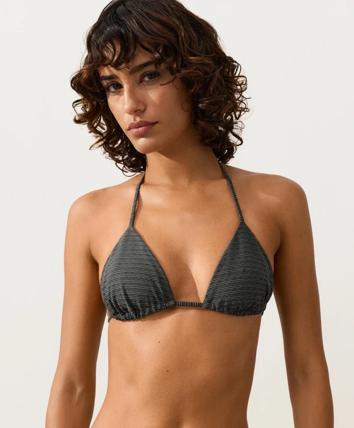 Bikini a triangolo in jacquard effetto lavato Bikini a triangolo in jacquard effetto lavato