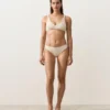 Bikini con scollo all’americana in tessuto stropicciato Bikini con scollo all’americana in tessuto stropicciato