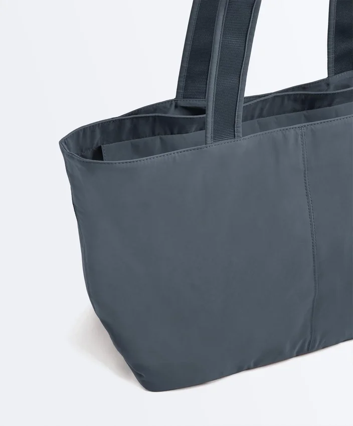 Borsa shopper morbida con cerniera Borsa shopper morbida con cerniera