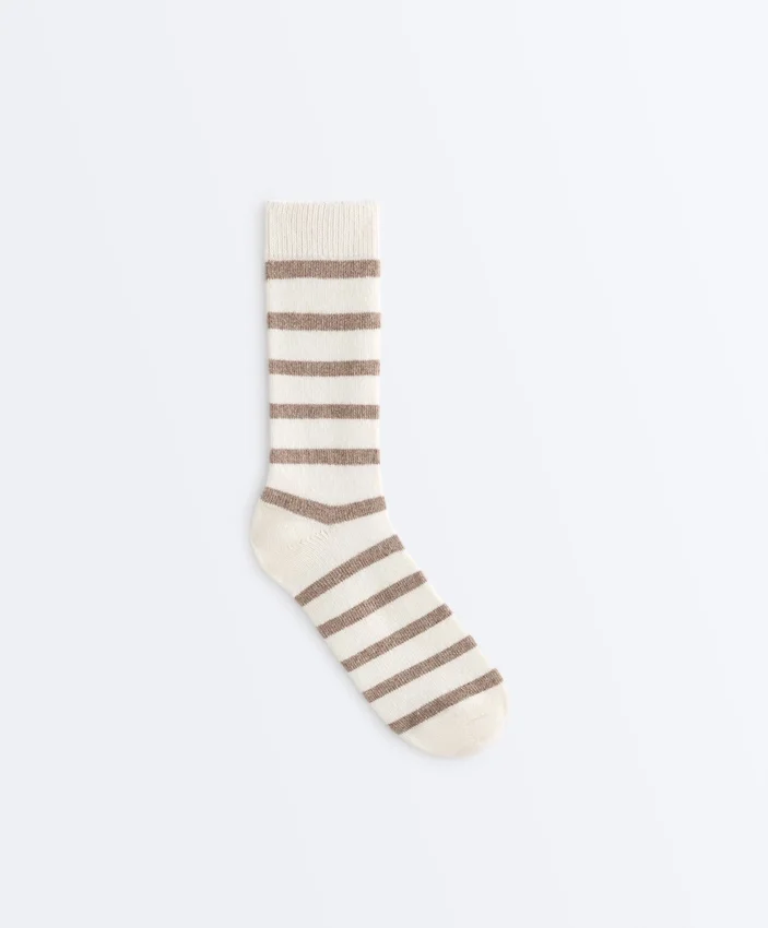 Calze classiche in 19% cashmere e 12% lana Calze classiche in 19% cashmere e 12% lana