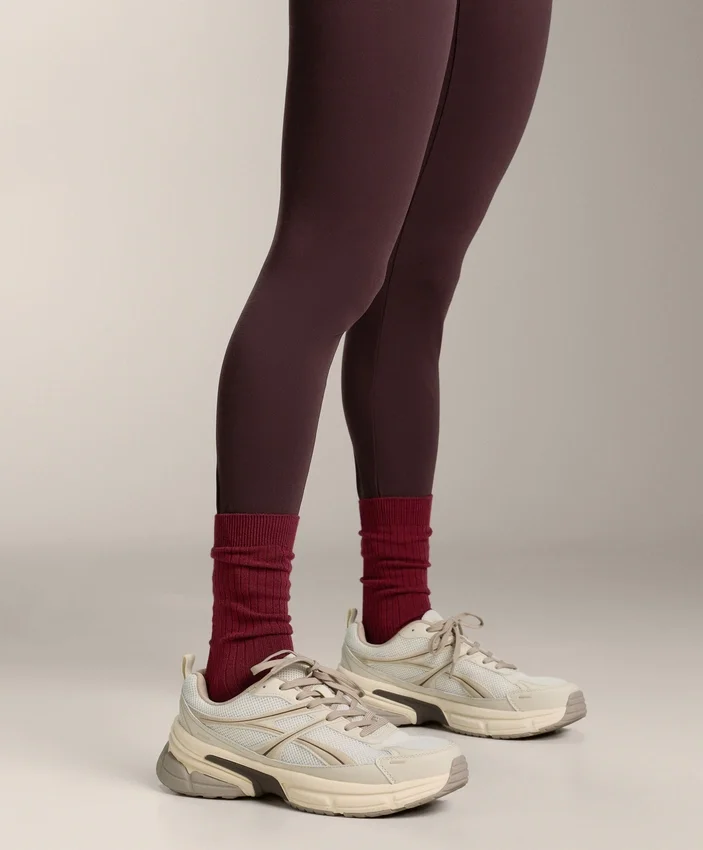 Calze classiche in misto modal con il 13% di cashmere Calze classiche in misto modal con il 13% di cashmere