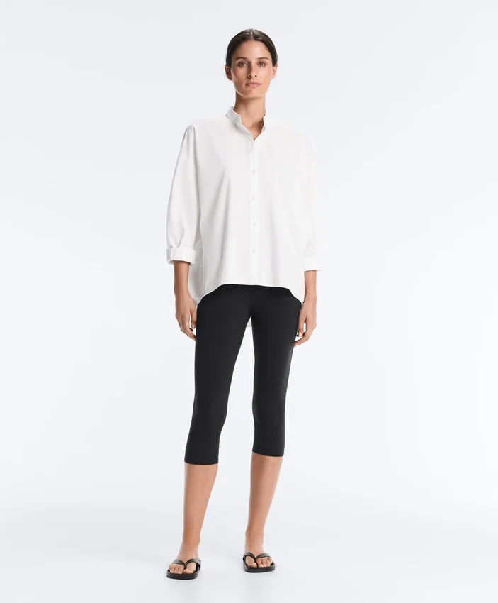 Camicie con colletto alla coreana in 100% cotone Camicie con colletto alla coreana in 100% cotone