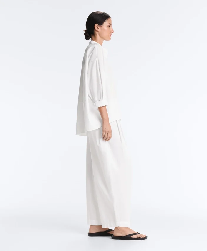 Camicie con colletto alla coreana in 100% cotone Camicie con colletto alla coreana in 100% cotone