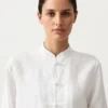 Camicie con colletto alla coreana in 100% lino