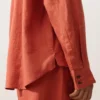 Camicie in 100% lino con tasche Camicie in 100% lino con tasche