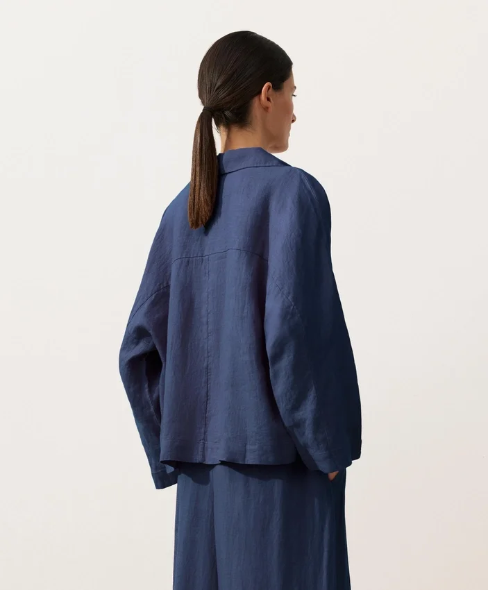 Camicie oversize a maniche lunghe in 100% lino Camicie oversize a maniche lunghe in 100% lino