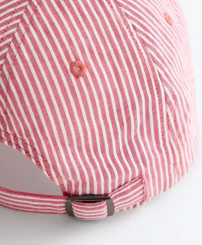 Cappellino a righe 100% cotone Cappellino a righe 100% cotone