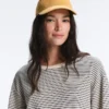 Cappellino in 100% cotone effetto lavato