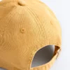 Cappellino in 100% cotone effetto lavato