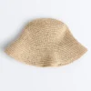 Cappello a secchiello intrecciato effetto rafia
