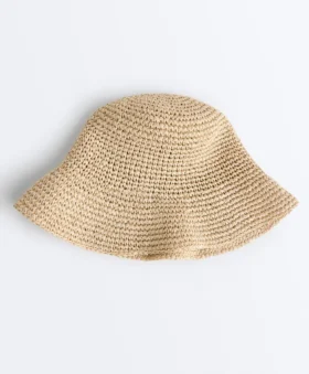 Cappello a secchiello intrecciato effetto rafia