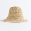 Cappello a secchiello intrecciato effetto rafia