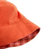 Cappello a secchiello reversibile in misto cotone a quadri Cappello a secchiello reversibile in misto cotone a quadri