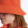 Cappello a secchiello reversibile in misto cotone a quadri Cappello a secchiello reversibile in misto cotone a quadri