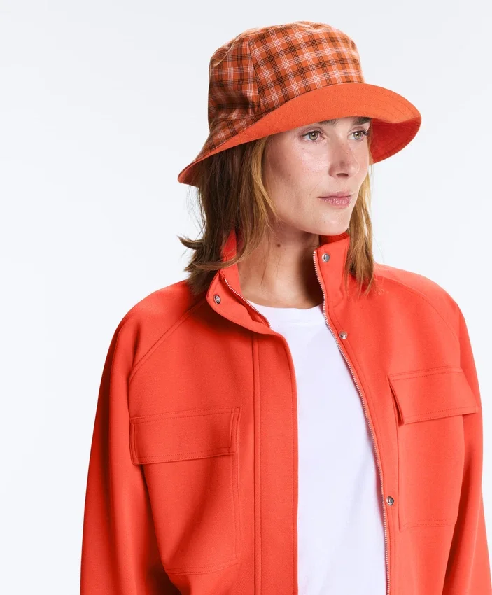 Cappello a secchiello reversibile in misto cotone a quadri Cappello a secchiello reversibile in misto cotone a quadri