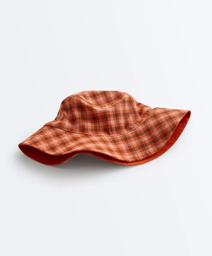 Cappello a secchiello reversibile in misto cotone a quadri Cappello a secchiello reversibile in misto cotone a quadri