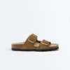 Ciabatte con fibbia in pelle crosta Ciabatte con fibbia in pelle crosta