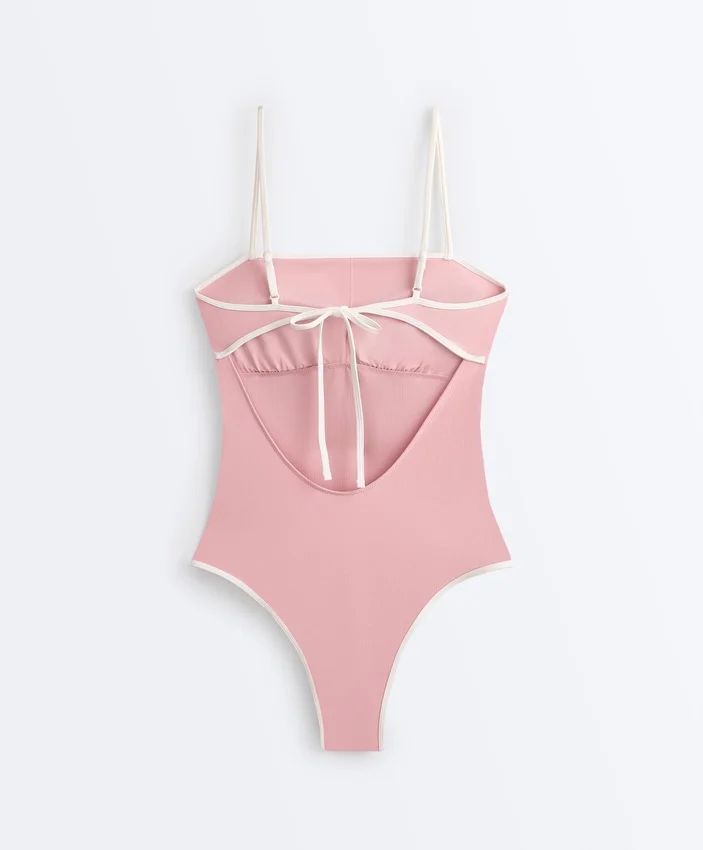 Costume intero a fascia con bordi a contrasto Costume intero a fascia con bordi a contrasto