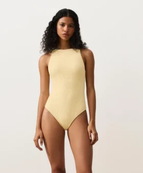 Costume intero all’americana in maglia all’uncinetto con effetto a bolle