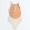 Costume intero all’americana in maglia all’uncinetto con effetto a bolle