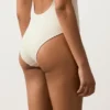 Costume intero con scollo rotondo in maglia all’uncinetto con effetto a bolle