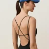 Costume intero con spalline incrociate Costume intero con spalline incrociate