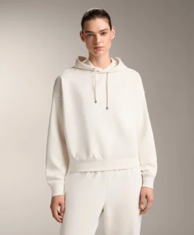 Felpa con cappuccio dal taglio squadrato in modal spazzolato Felpa con cappuccio dal taglio squadrato in modal spazzolato